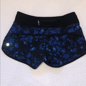 EUC Lululemon Speed Shorts 4/XS
